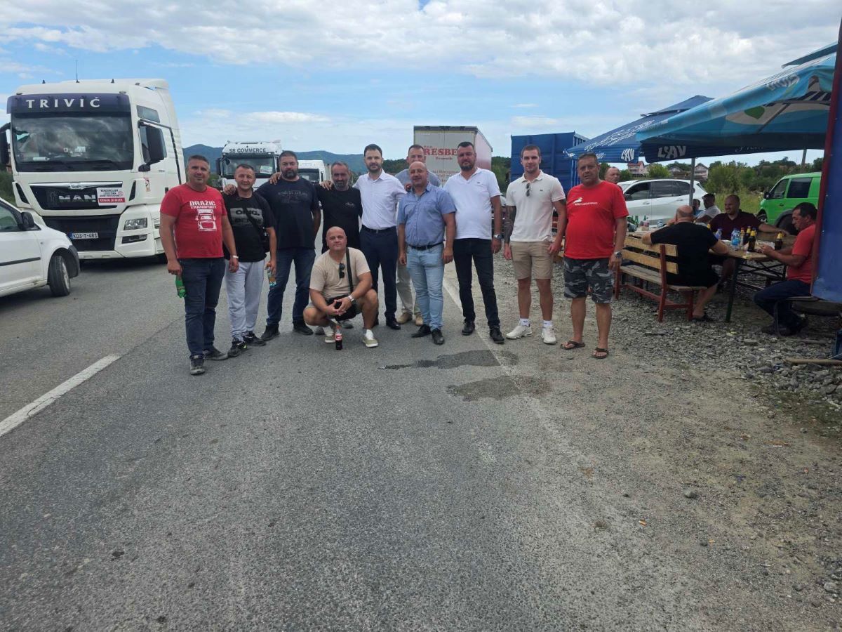 Javor podržao prevoznike koji su stupili u proteste