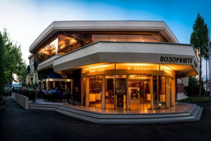 “Zlatna vila” – Teatar kao ogledalo društvene svijesti “Zlatna vila” – Teatar kao ogledalo društvene svijesti