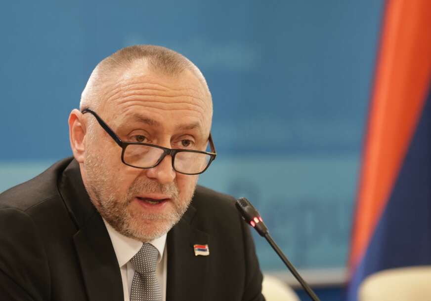 Najniža neto plata u Srpskoj iznosiće 1.000 KM Najniža neto plata u Srpskoj iznosiće 1.000 KM