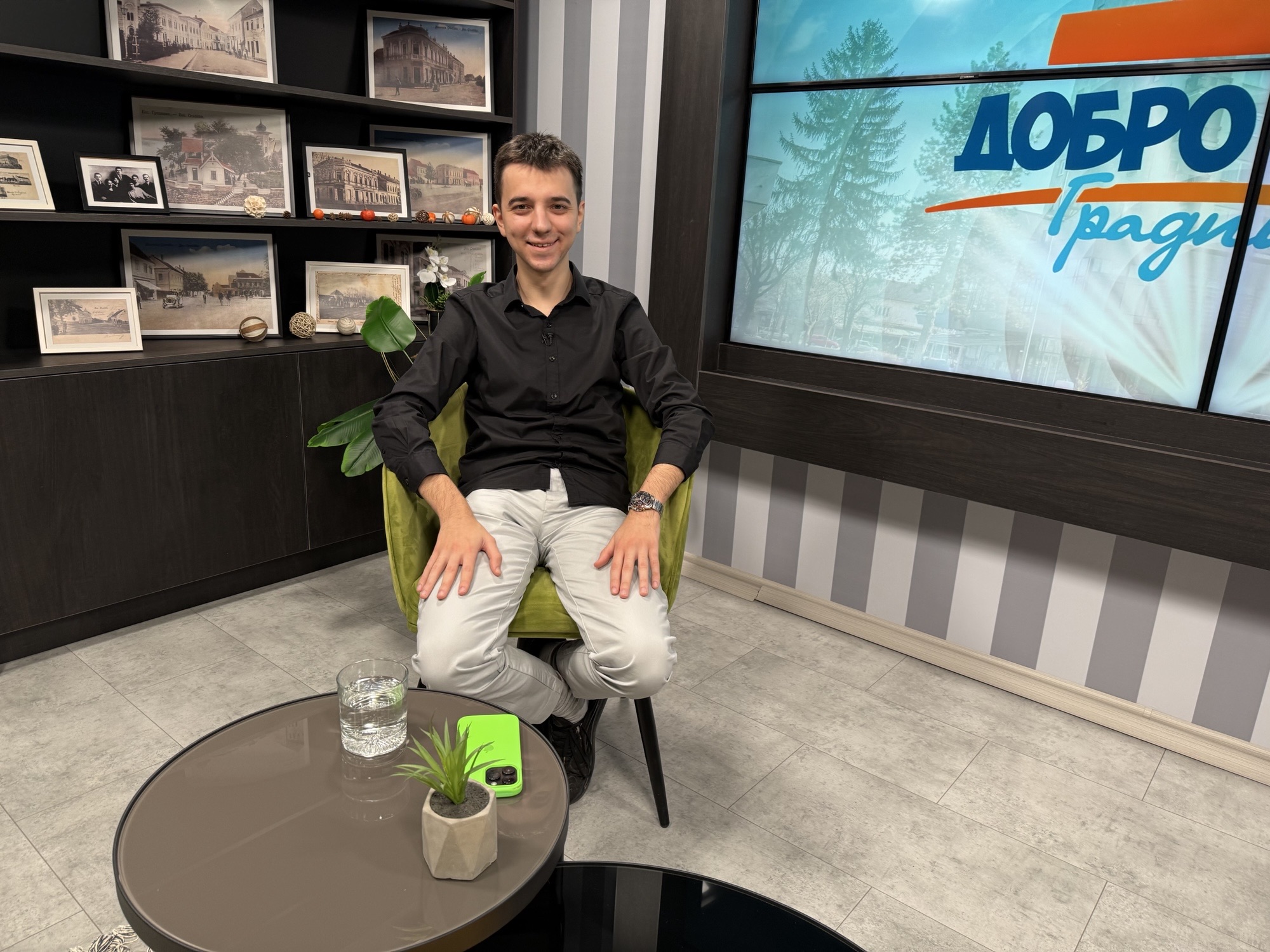 Vještačka inteligencija u medijima – Kenan Mahmutagić Vještačka inteligencija u medijima – Kenan Mahmutagić