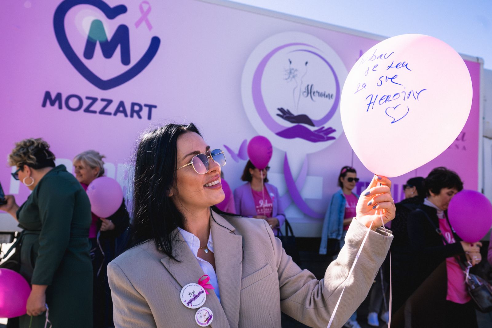 Danas besplatni ultrazvučni pregledi dojke na Trgu majora Zorana Karlice Danas besplatni ultrazvučni pregledi dojke na Trgu majora Zorana Karlice