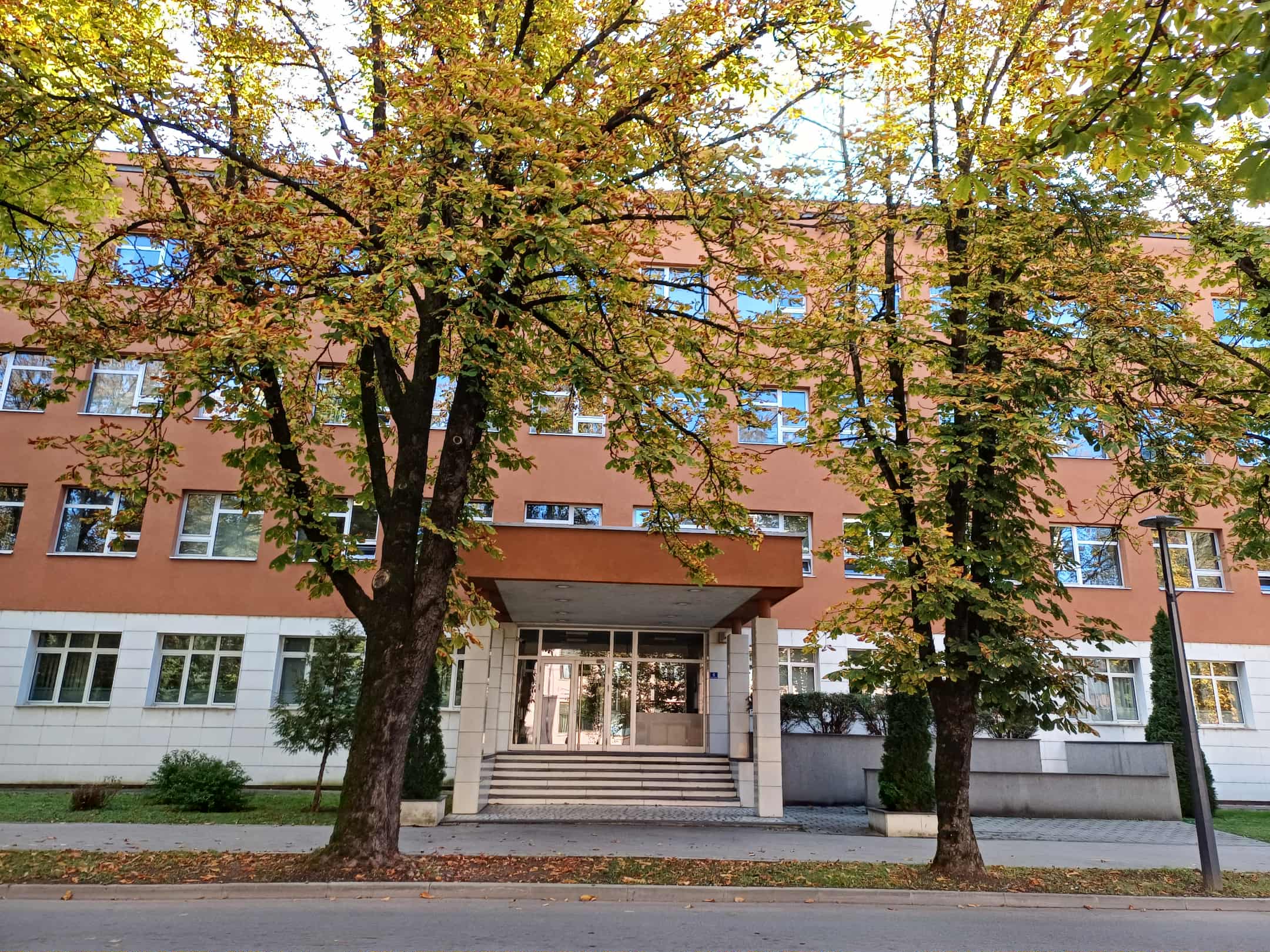 Nastavljeno suđenje profesoricama optuženim za pronevjeru Nastavljeno suđenje profesoricama optuženim za pronevjeru