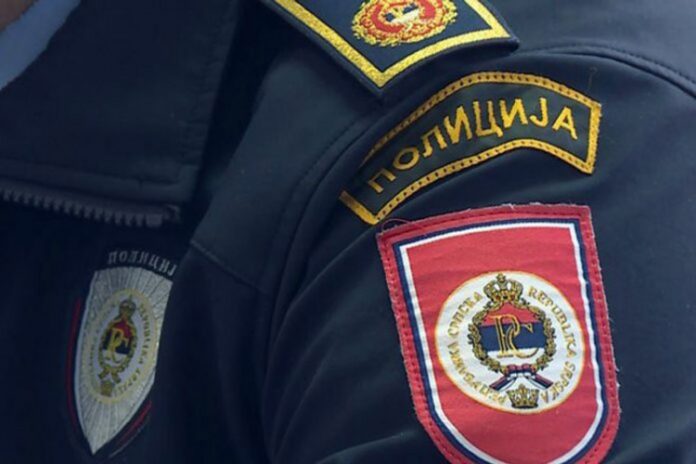 Podjela letaka u cilju prevencije nasilja nad ženama i djevojčicama potpomognutog tehnologijama