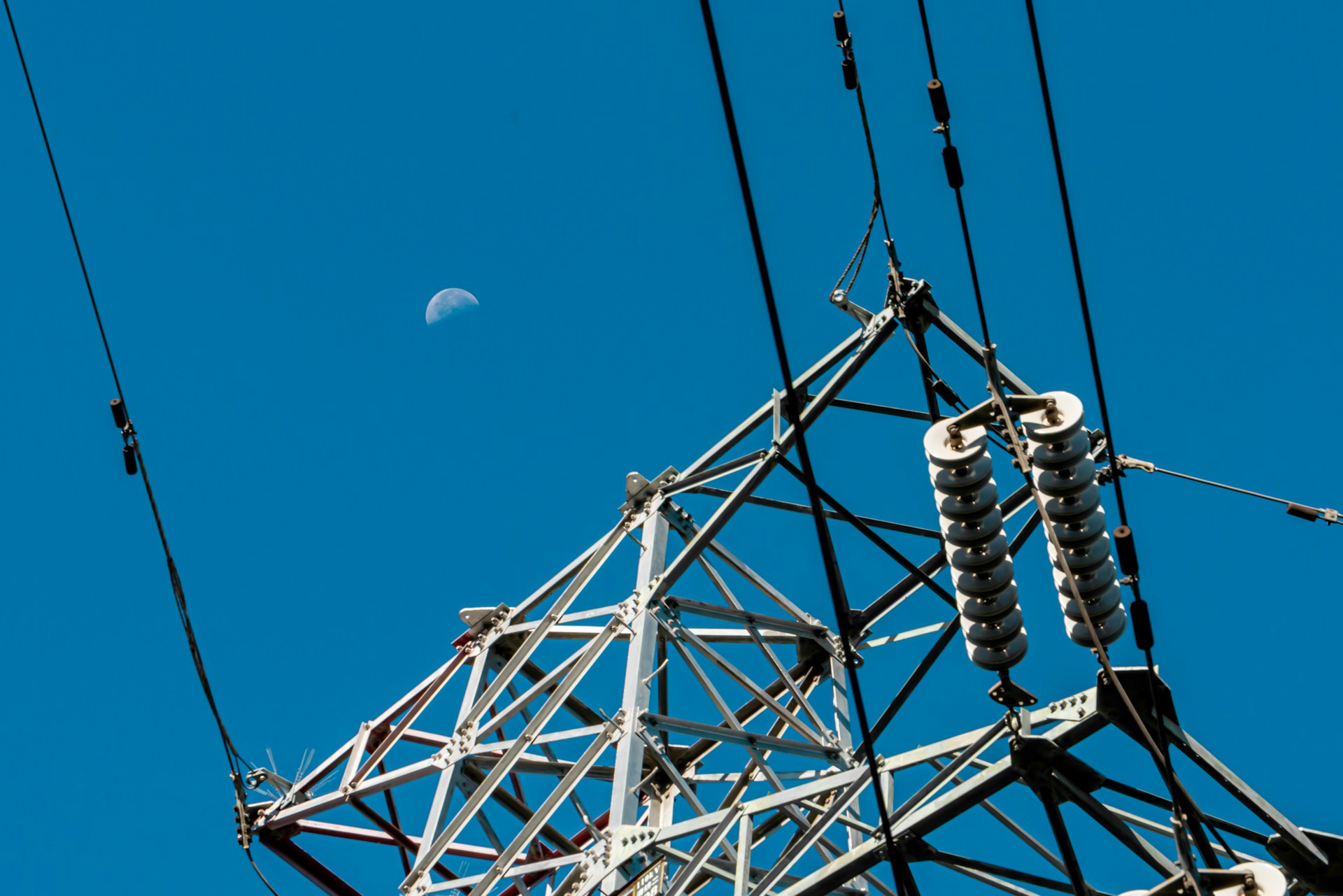 Kako građani RS mogu izračunati tačan iznos računa za struju?