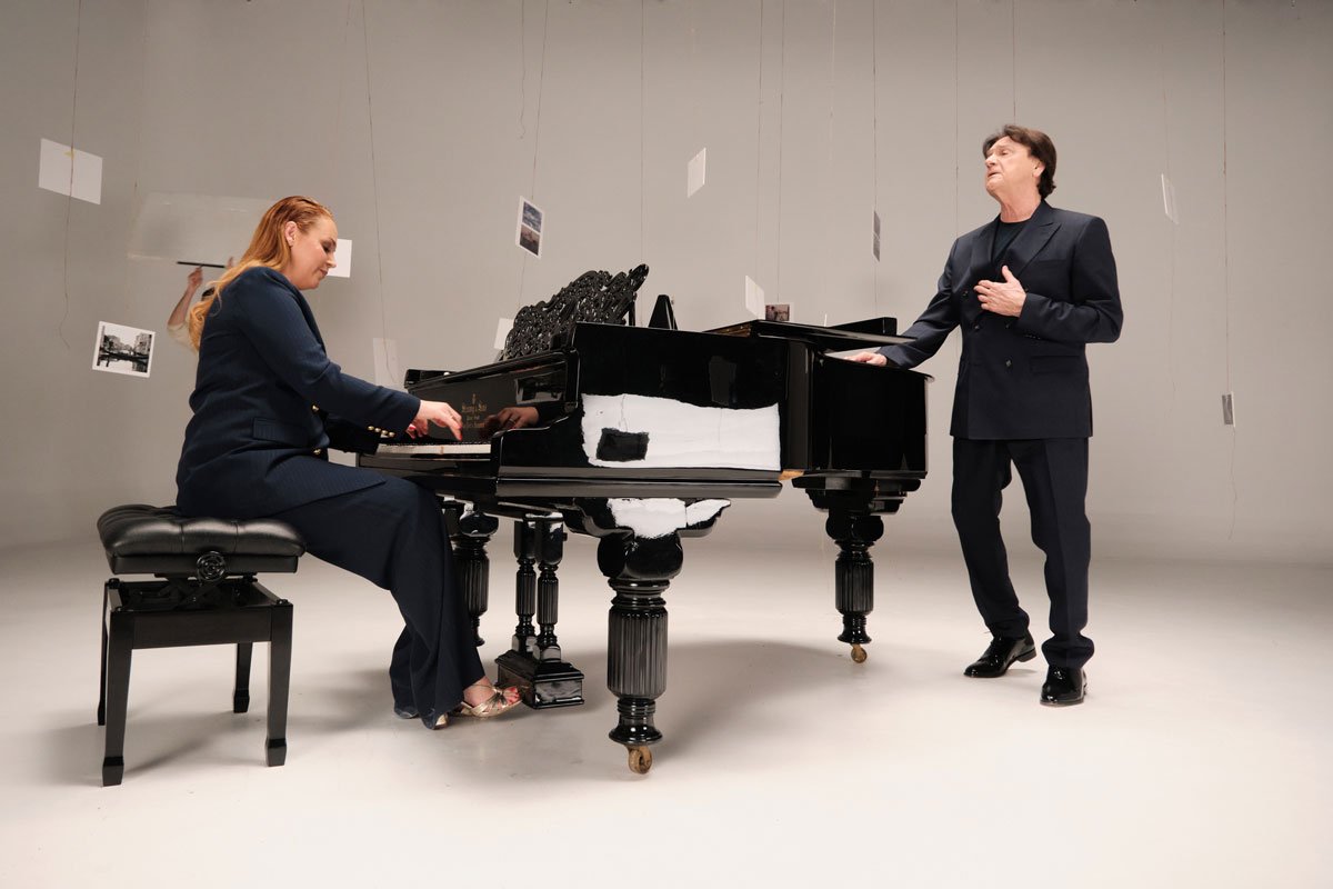 Poslušajte novu pjesmu Zdravka Čolića, muziku i tekst pisala Maya Sar (VIDEO)