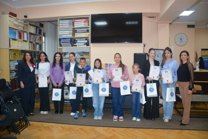 Priznanja za najuspješnije učesnike literarnog konkursa povodom Dana grada