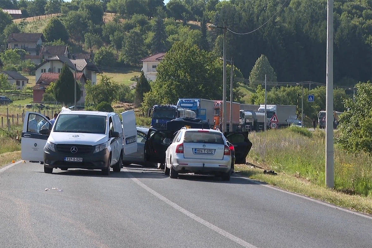 Presretači, radari i paprene kazne nisu umanjili broj nesreća u RS Presretači, radari i paprene kazne nisu umanjili broj nesreća u RS
