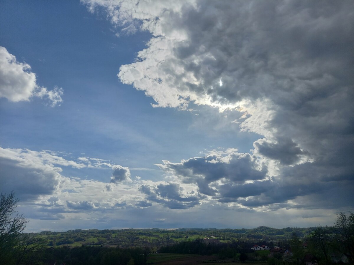 Sutra sunčano i toplo u Srpskoj: Temperatura do 35 stepeni