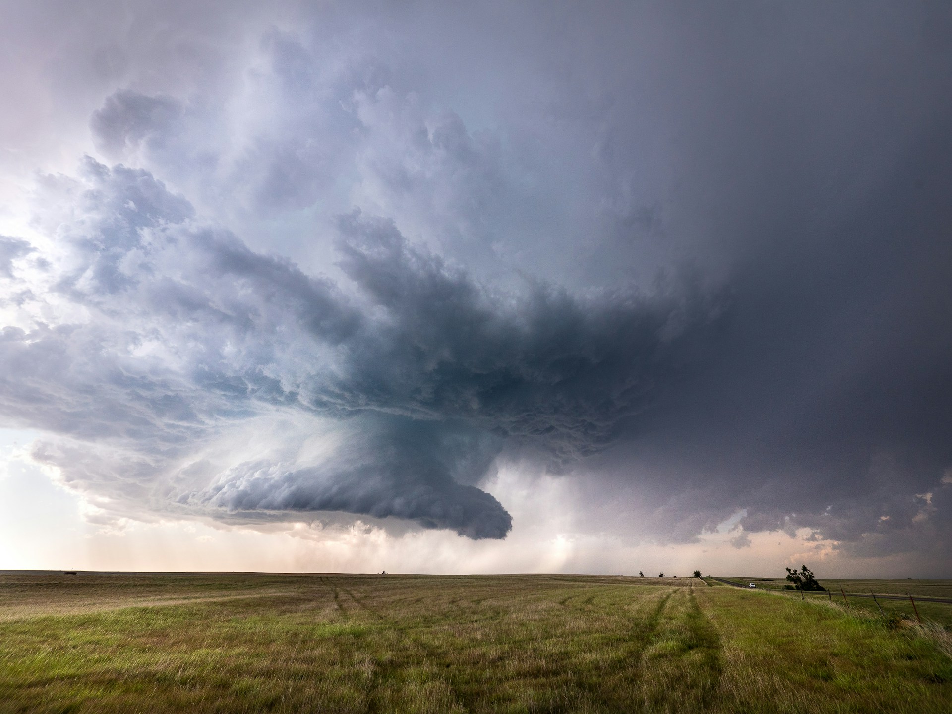 Upaljen meteoalarm: Meteorolozi najavili pljuskove, led i vjetar Upaljen meteoalarm: Meteorolozi najavili pljuskove, led i vjetar