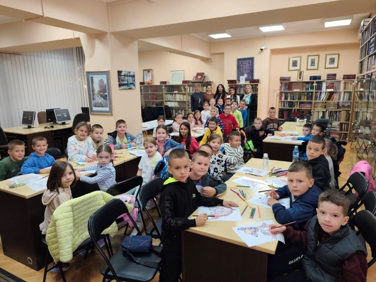U Gradskoj čitaonici organizovano “Putovanje kroz bajke”